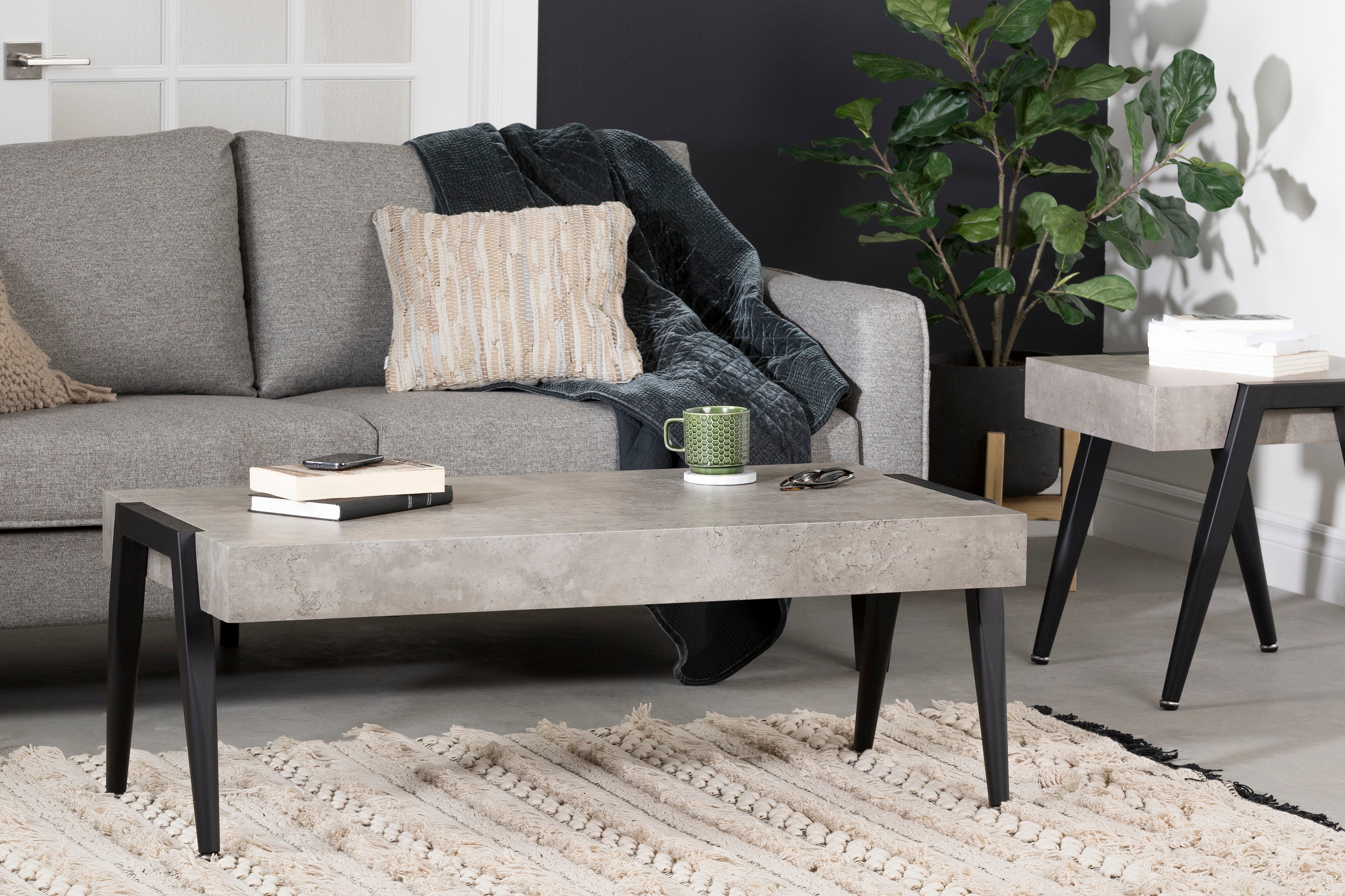 City Life Rectangular Coffee Table - Concrete | Table à café rectangulaire City Life - béton | D83GOQ7O