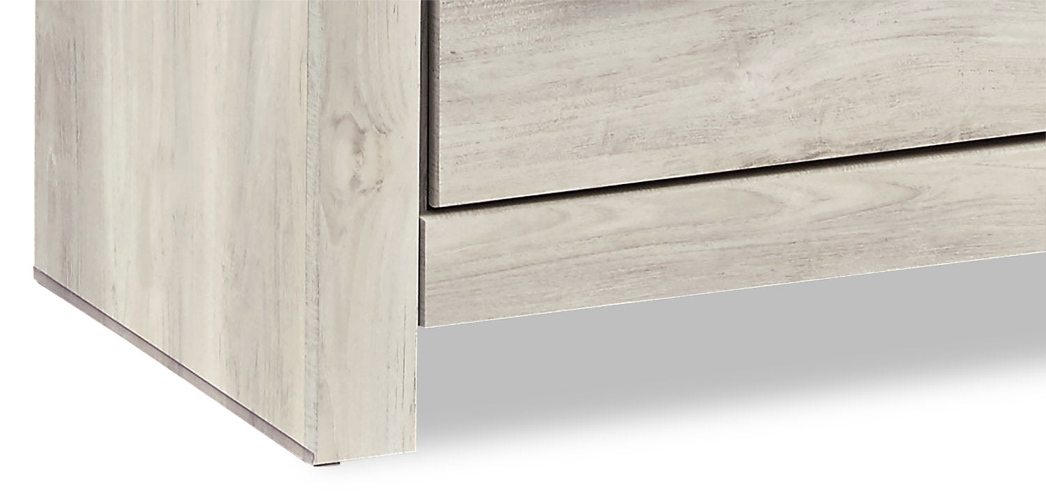 Abby Bedroom Narrow Chest of Drawers, 5-Drawer, 21.7"W x 53.9"H - White | Commode verticale étroite Abby de 21,7 po (L) x 53,9 po (H) à 5 tiroirs pour la chambre à coucher - blanche