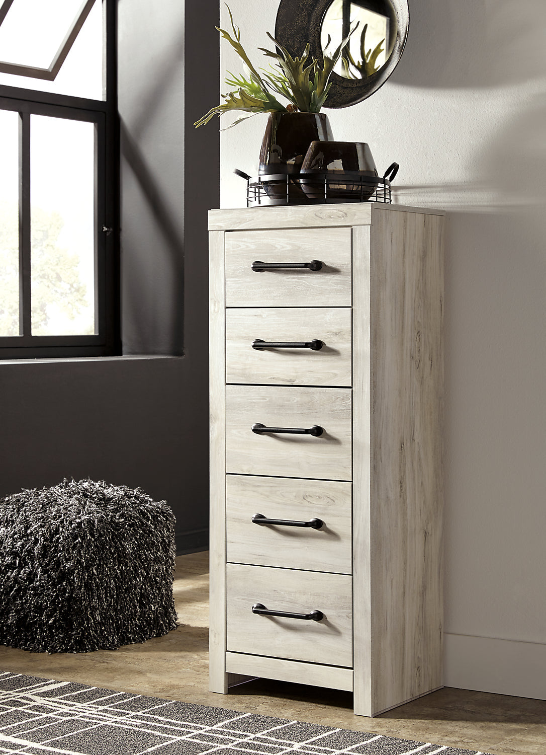 Abby Bedroom Narrow Chest of Drawers, 5-Drawer, 21.7"W x 53.9"H - White | Commode verticale étroite Abby de 21,7 po (L) x 53,9 po (H) à 5 tiroirs pour la chambre à coucher - blanche
