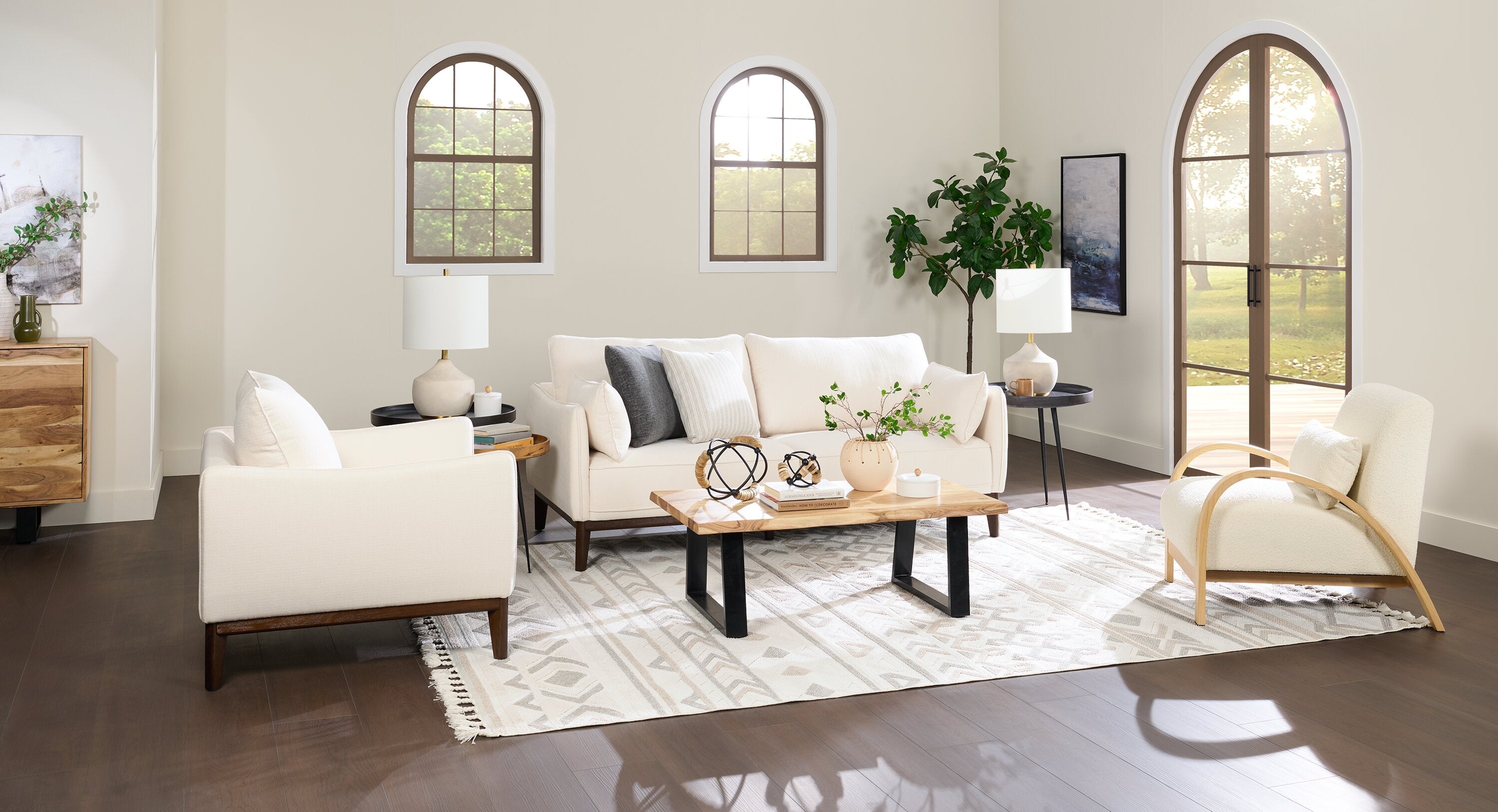 Agra 45" Rustic Coffee Table - Brown and Black with Iron Legs|Table à café rustique Agra de 45 po - brune et noire avec pattes en fer