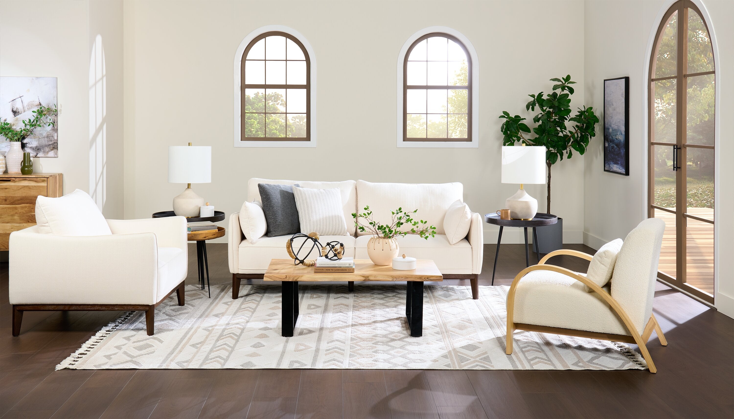 Agra 45" Rustic Coffee Table - Brown and Black with Iron Legs|Table à café rustique Agra de 45 po - brune et noire avec pattes en fer