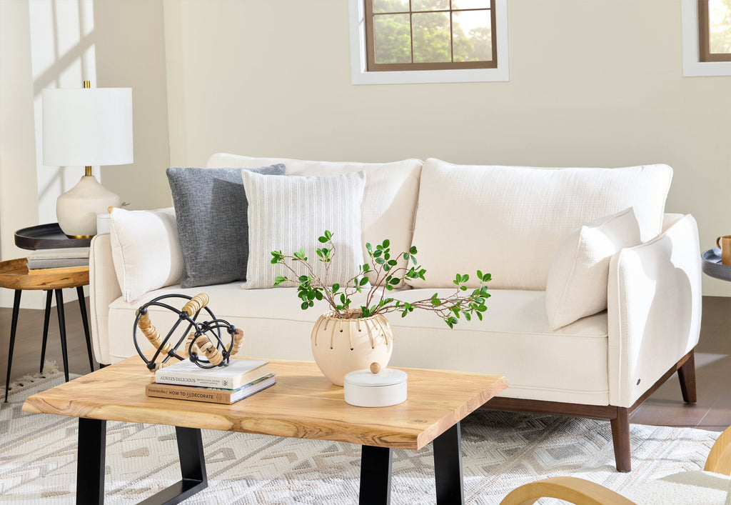 Agra 45" Rustic Coffee Table - Brown and Black with Iron Legs|Table à café rustique Agra de 45 po - brune et noire avec pattes en fer