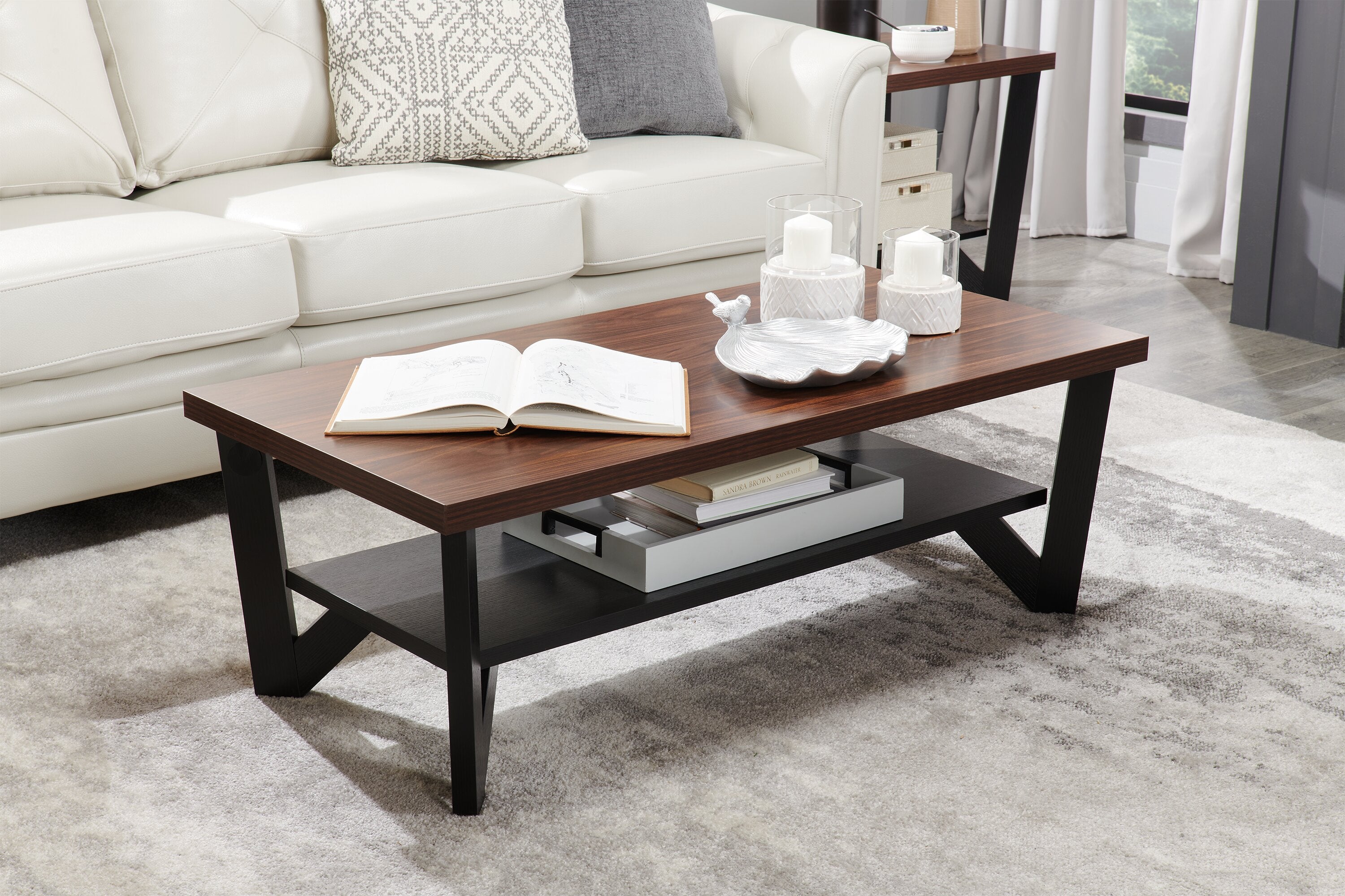 Arika 47.5" Modern 3-Pack Coffee + 2 End Tables with Shelf - Dark Walnut annd Black |Ensemble 3 tables modernes Arika de 47,5 po (table à café et 2 tables de bout) avec tablette - noyer foncé et noir