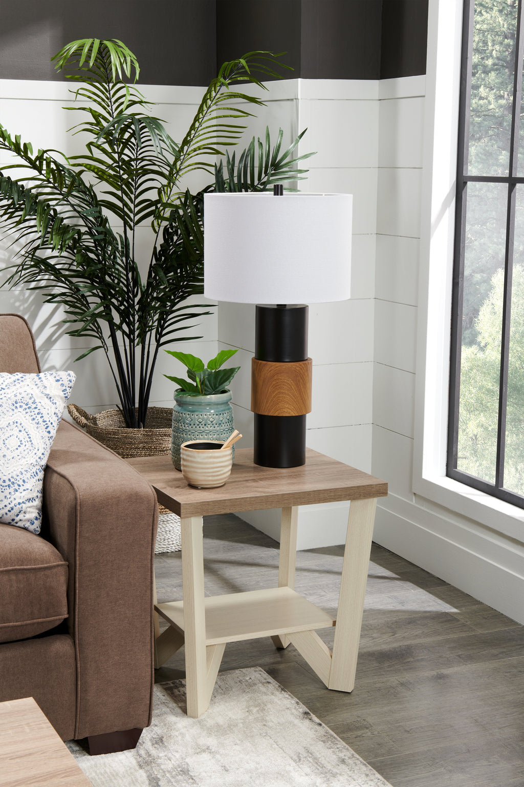 Arika 47.5" Modern 3-Pack Coffee + 2 End Tables with Shelf - Ivory |Ensemble 3 tables modernes Arika de 47,5 po (table à café et 2 tables de bout) avec tablette - ivoire
