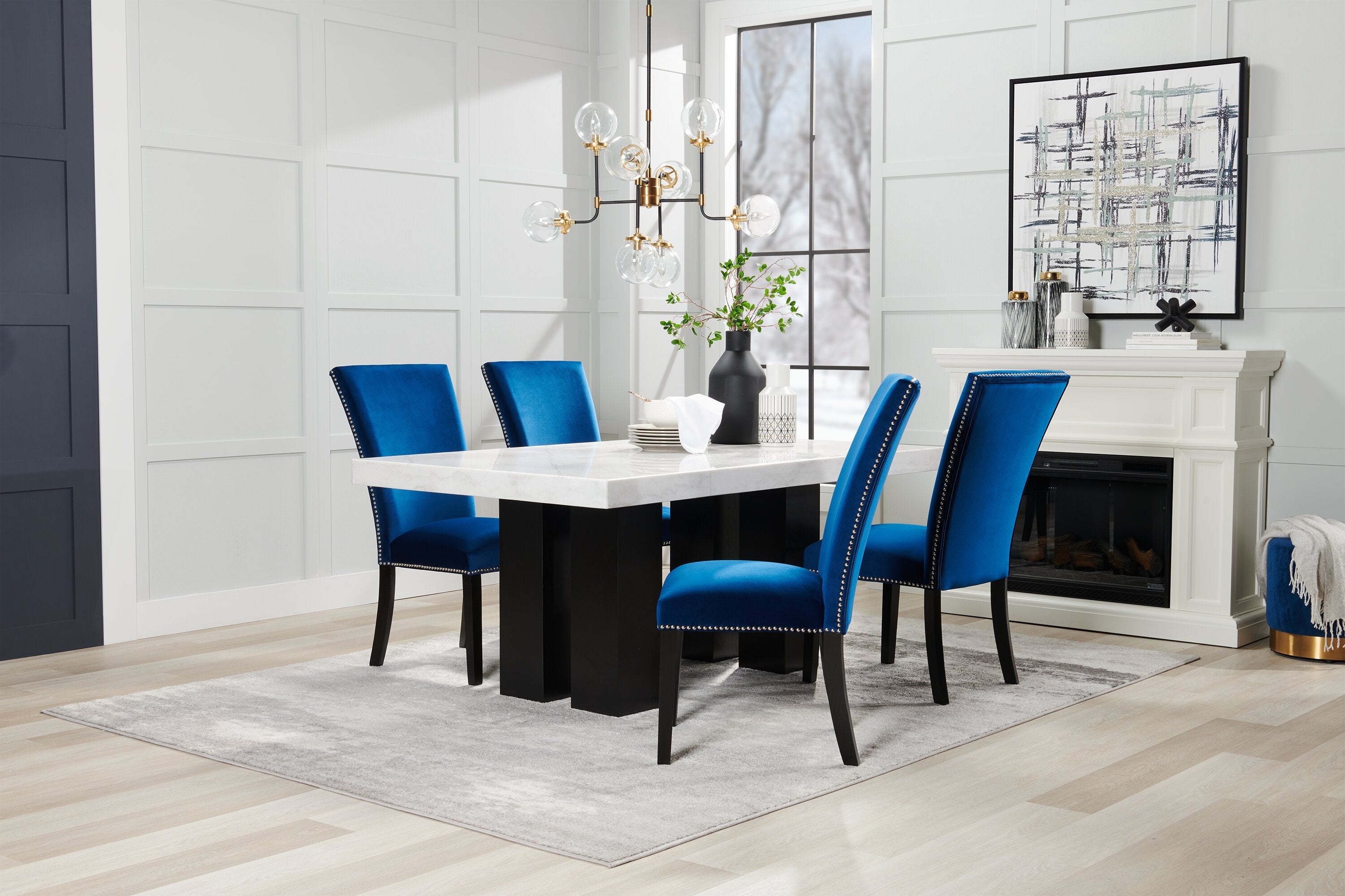 Cami Dining Chair with Velvet Fabric - Blue | Chaise de salle à manger Cami en tissu de velours - bleue