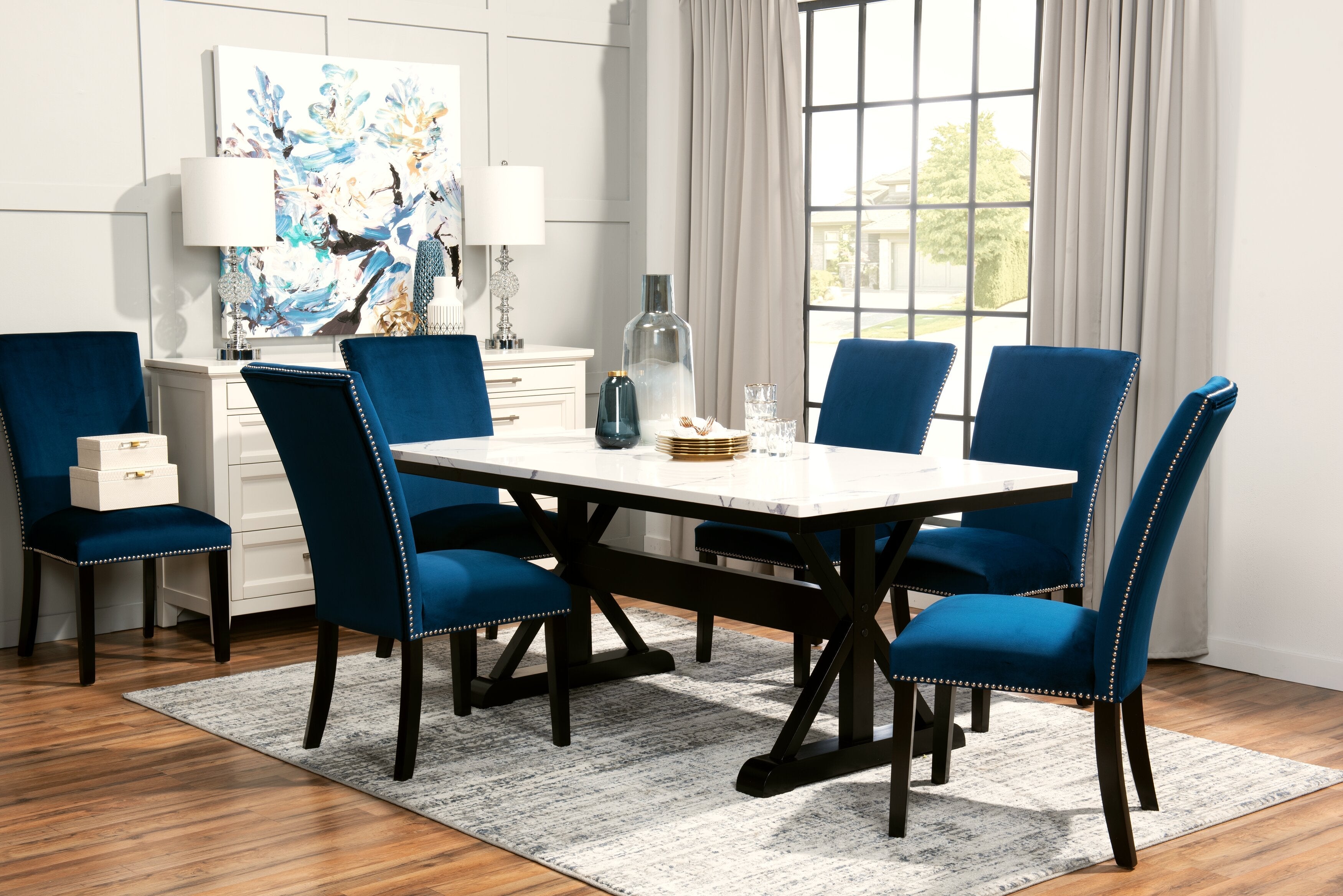 Cami Dining Chair with Velvet Fabric - Blue | Chaise de salle à manger Cami en tissu de velours - bleue