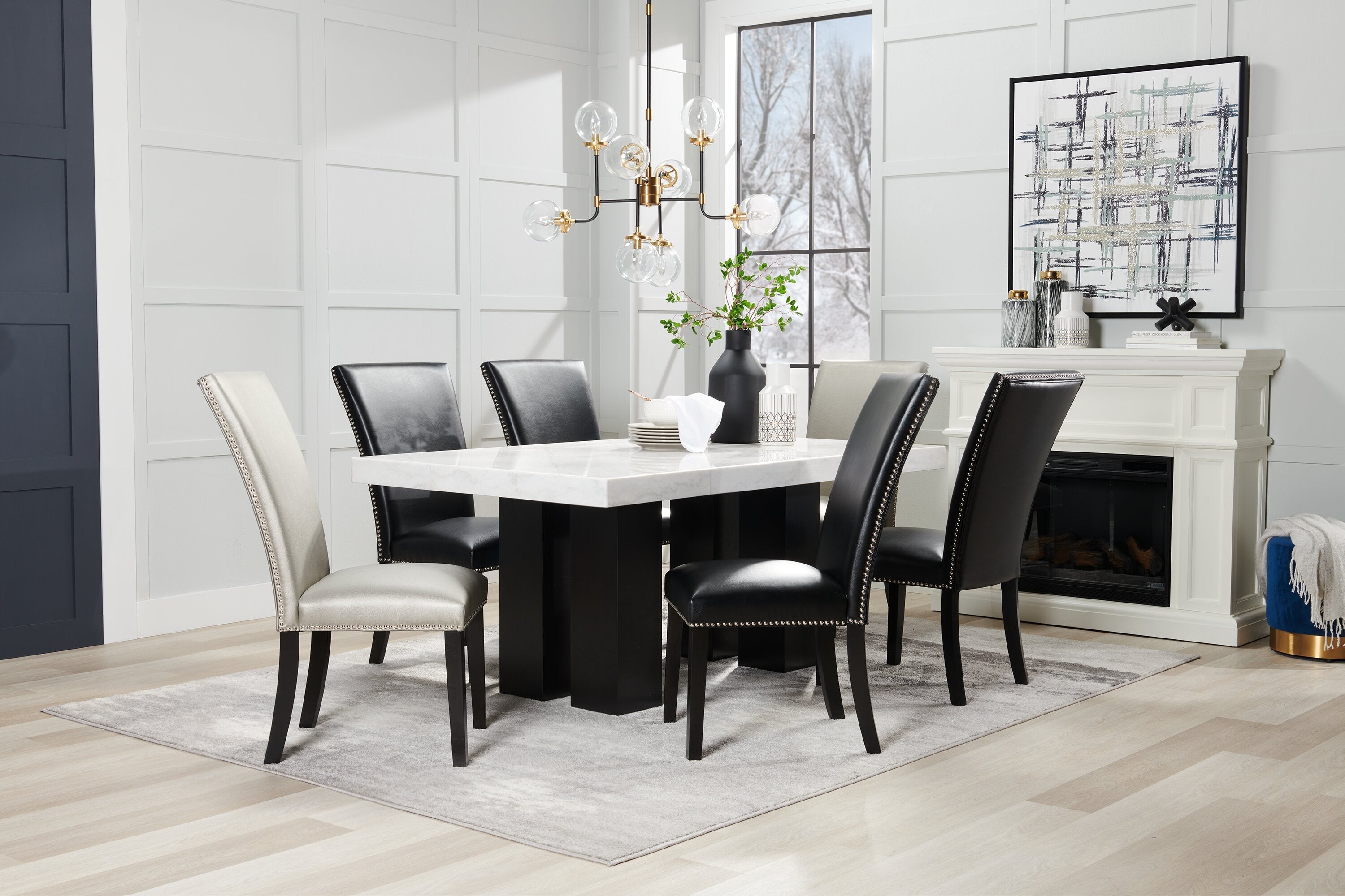Cami Dining Chair with Vegan-Leather Fabric - Grey | Chaise de salle à manger Cami en tissu en similicuir - grise