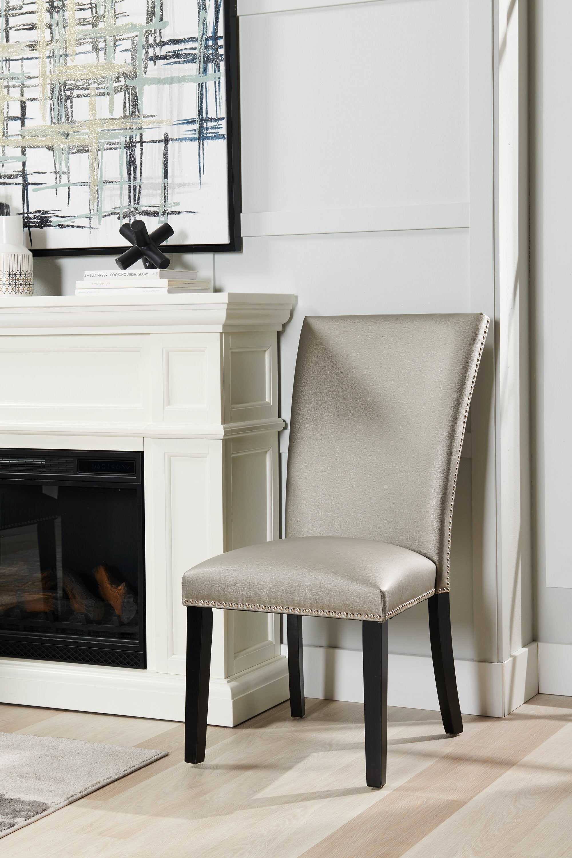 Cami Dining Chair with Vegan-Leather Fabric - Grey | Chaise de salle à manger Cami en tissu en similicuir - grise