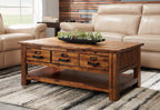 Casey 48" Rustic Coffee Table with Storage, Shelf and Casters - Brown Wood|Table à café rustique Casey de 48 po avec rangement, tablette et roulettes - bois brun