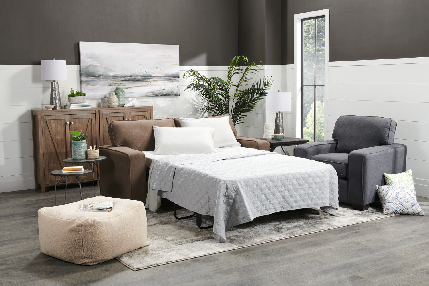 Made in Canada Fiona 74" Chenille Fabric Full-Size Sofa Bed with Track Arms - Mocha Brown | Sofa-lit double Fiona de 74 po fabriqué au Canada en tissu de chenille avec accoudoirs rectilignes - brun moka