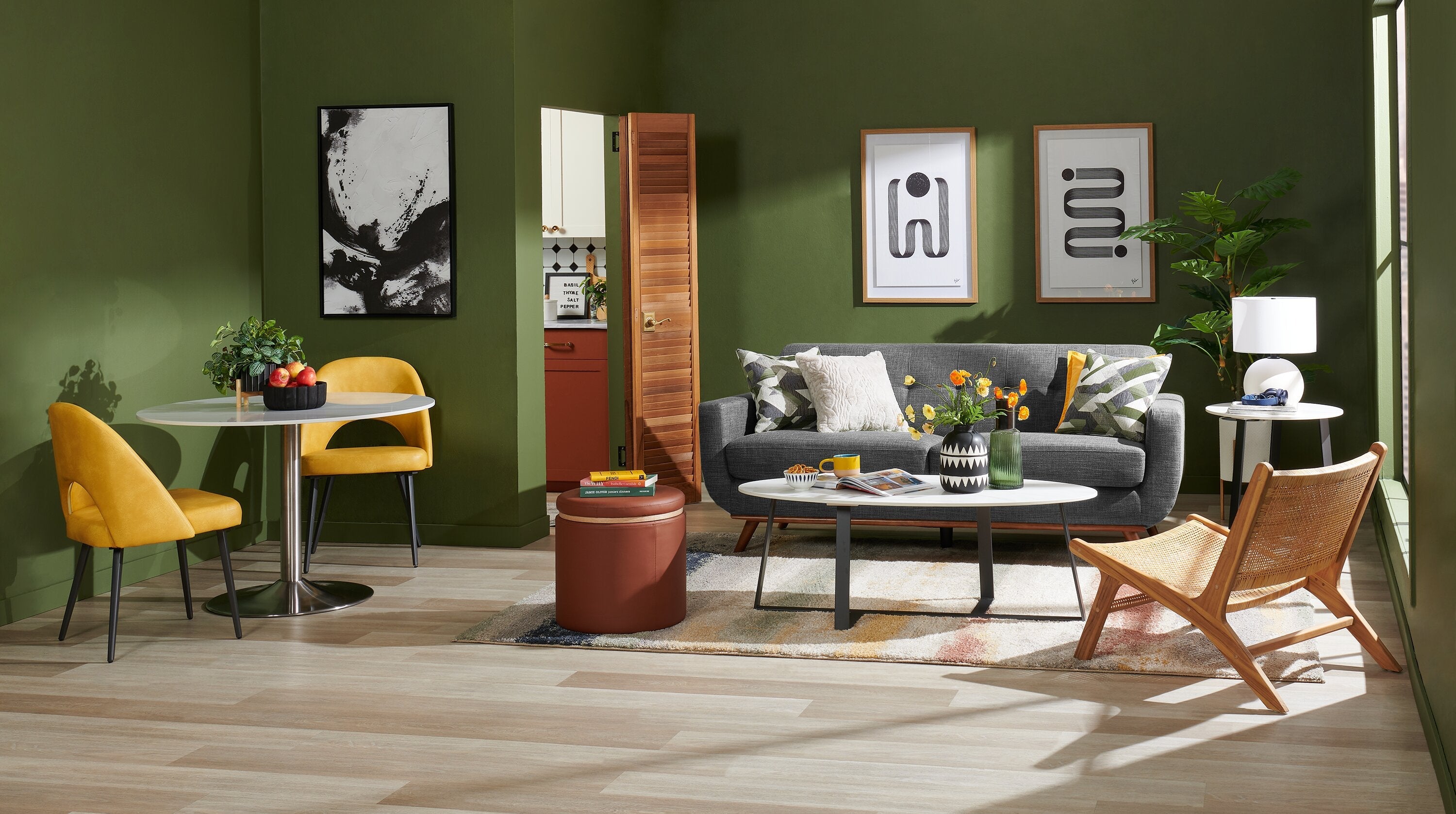 Kort & Co. Freeman 80” Linen-Look Fabric Condo Size Sofa with Wood Legs - Charcoal Grey | Sofa Freeman de Kort & Co. de 80 po de format condo en tissu d’apparence lin avec base et pattes en bois - gris anthracite