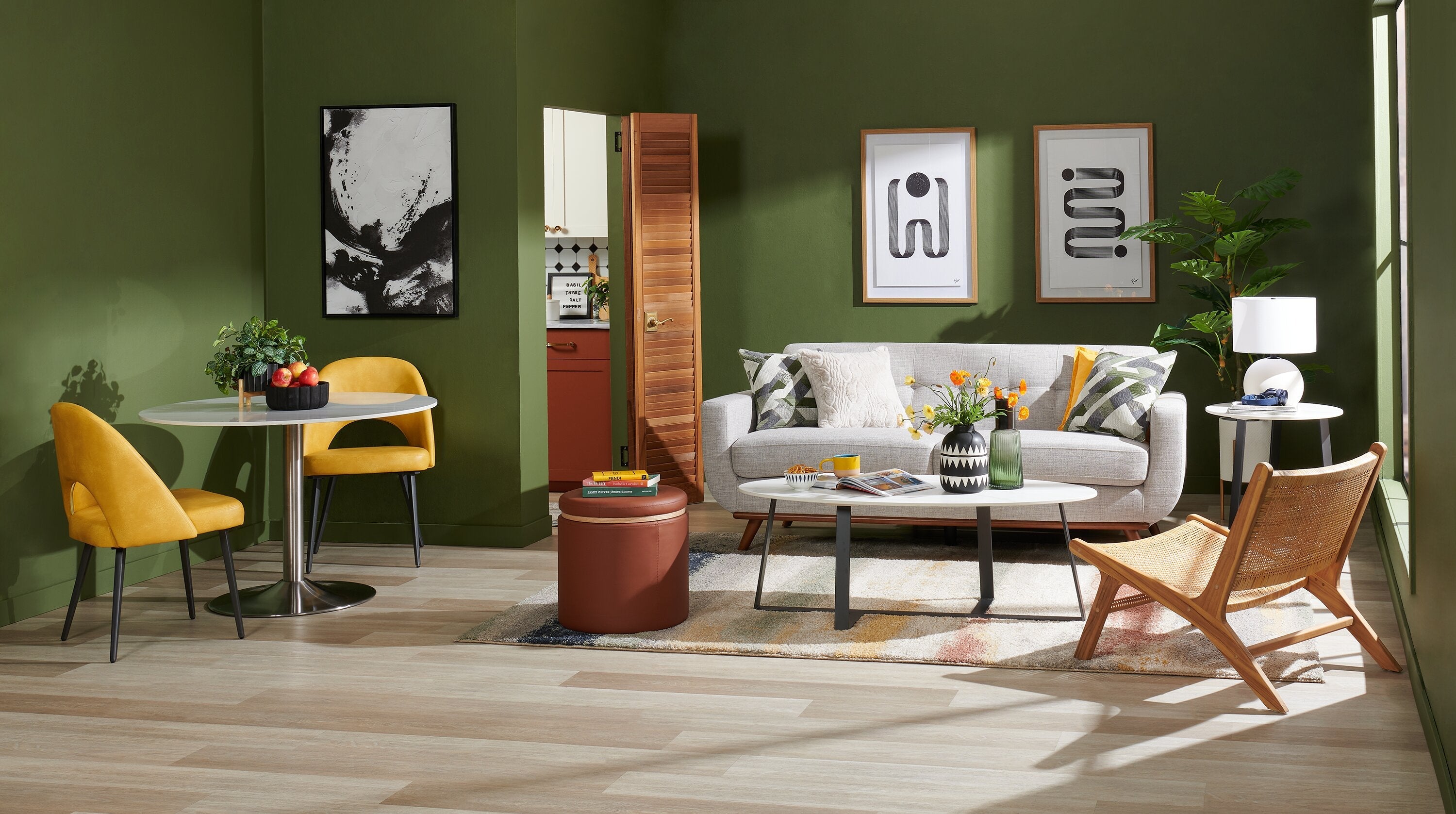 Kort & Co. Freeman 80” Linen-Look Fabric Condo Size Sofa with Wood Legs - Dove White | Sofa Freeman de Kort & Co. de 80 po de format condo en tissu d’apparence lin avec base et pattes en bois - blanc colombe