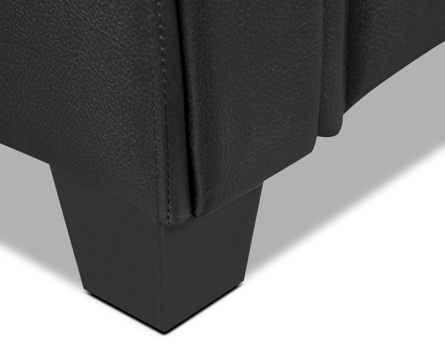 Andi 84" Leather-Look Fabric Sofa with Button Tufting - Black | Sofa Andi de 84 po en tissu d’apparence cuir avec capitonnage - noir