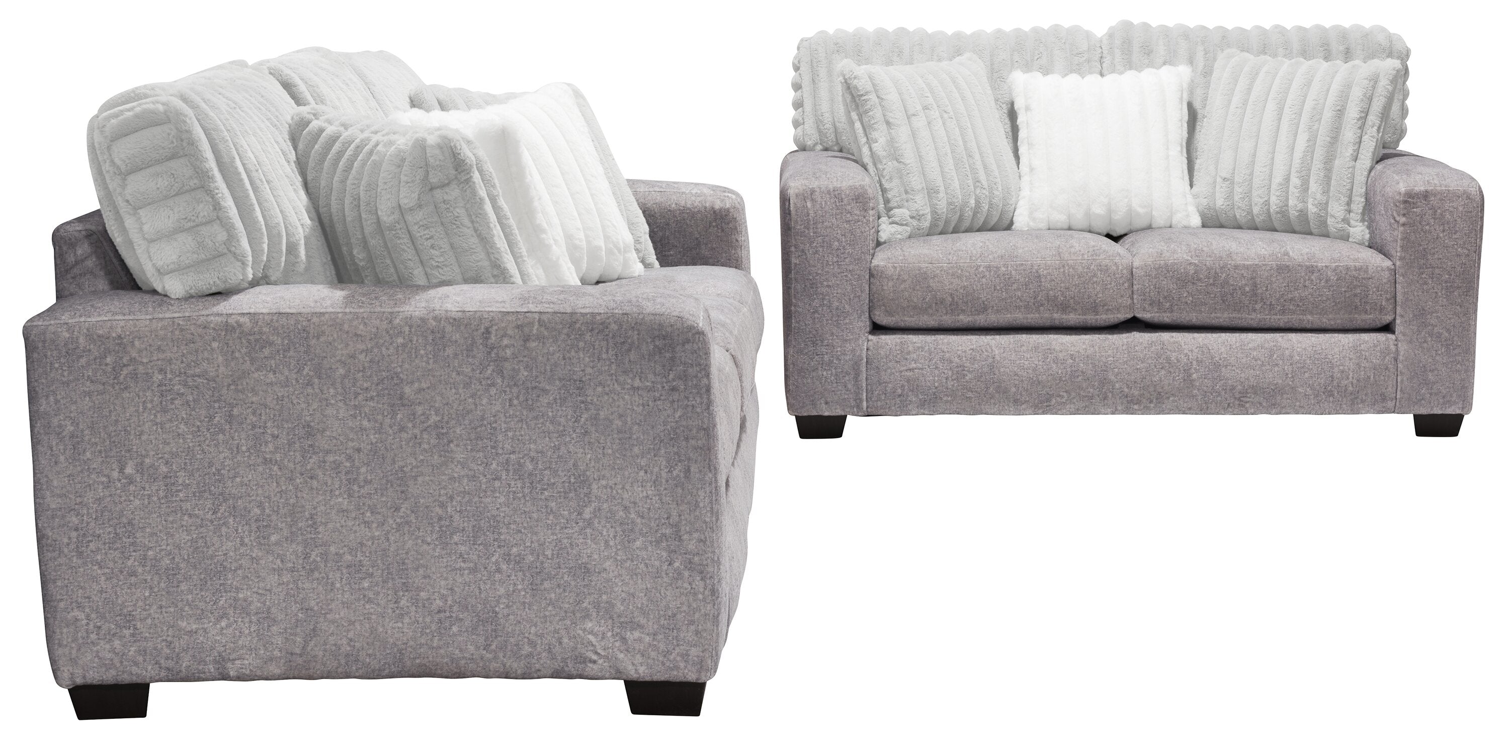 Made in Canada Koda 92" Chenille and Faux Fur Fabric Sofa with Removable Cushions - Plush Paloma Grey | Sofa Koda de 92 po fabriqué au Canada en tissu de chenille et de fausse fourrure avec coussins amovibles - gris Paloma luxueux