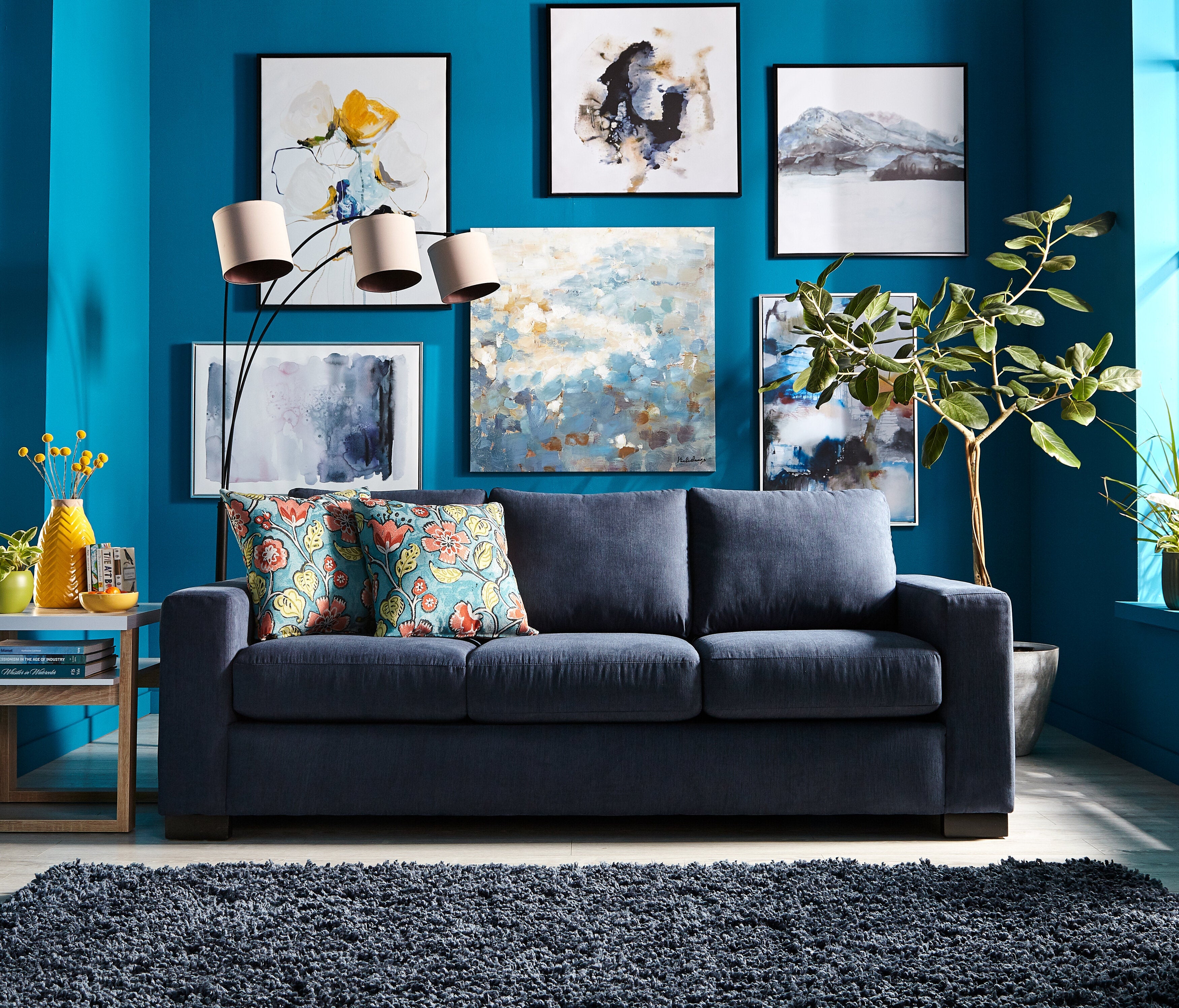 Made in Canada Customizable Sofa Lab Track 85" Linen-Look Fabric Sofa with Track Arms - Pax Navy Blue | Sofa Track de Sofa Lab de 85 po fabriqué au Canada en tissu d’apparence lin avec accoudoirs rectilignes - bleu Pax Navy | TR103149