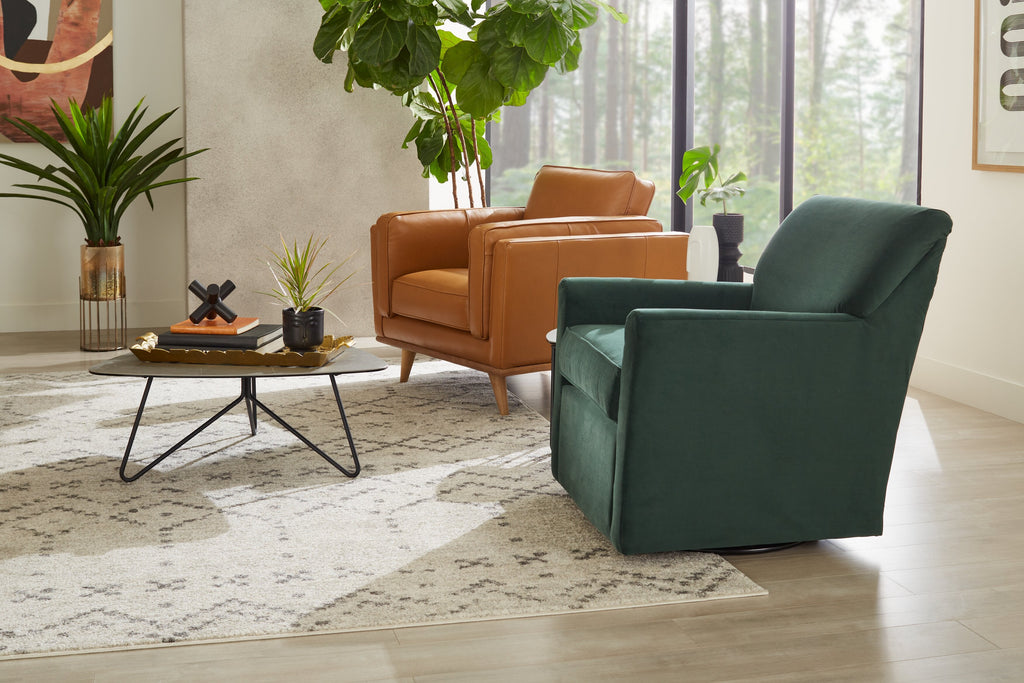 Hamilton 37.99" Modern Triangular Coffee Table - Grey Marble Look Top with Black Metal Legs|Table à café triangulaire moderne Hamilton de 37,99 po - dessus en imitation de marbre gris avec pattes en métal noir