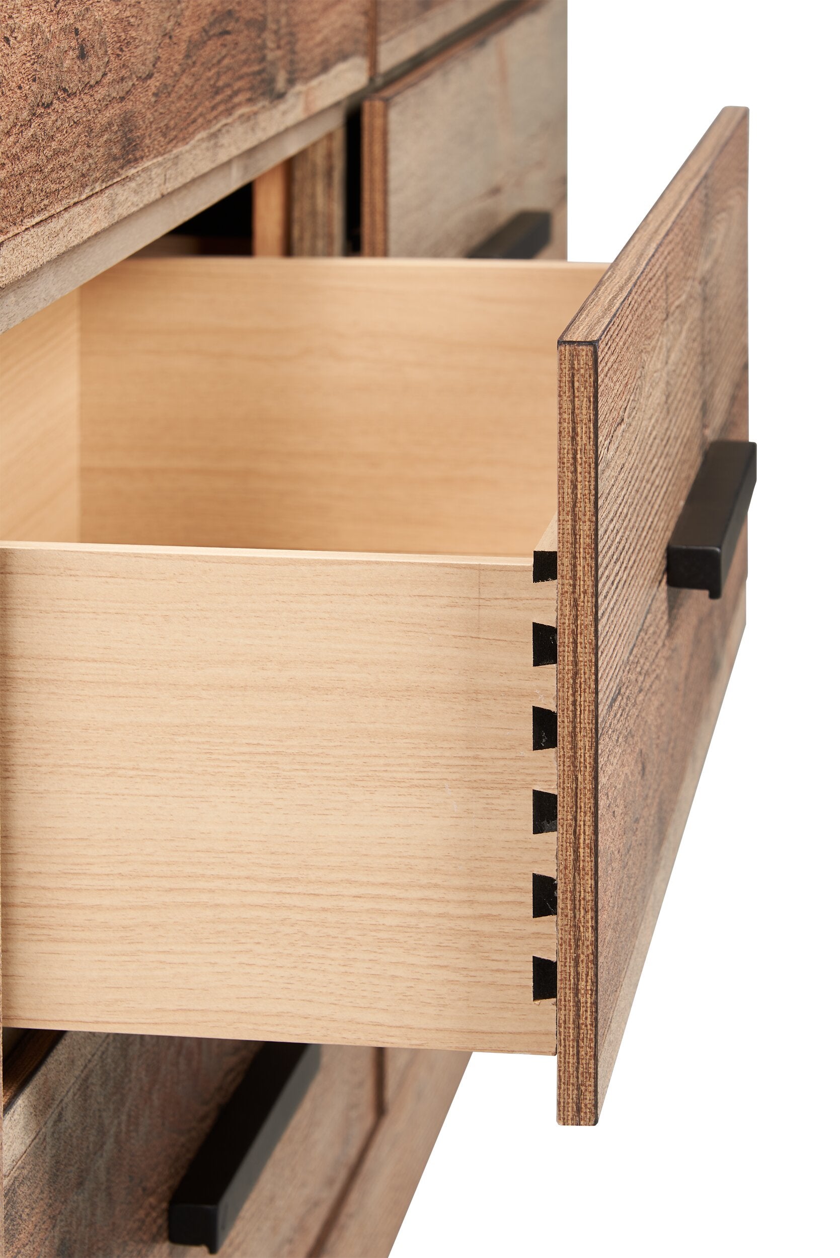 Mojave Bedroom 6-Drawer Dresser, 57.4"W x 37.8"H, Rustic - Natural Brown | Commode rustique Mojave de 57,4 po (L) x 37,8 po (H) à 6 tiroirs pour la chambre à coucher - brun naturel