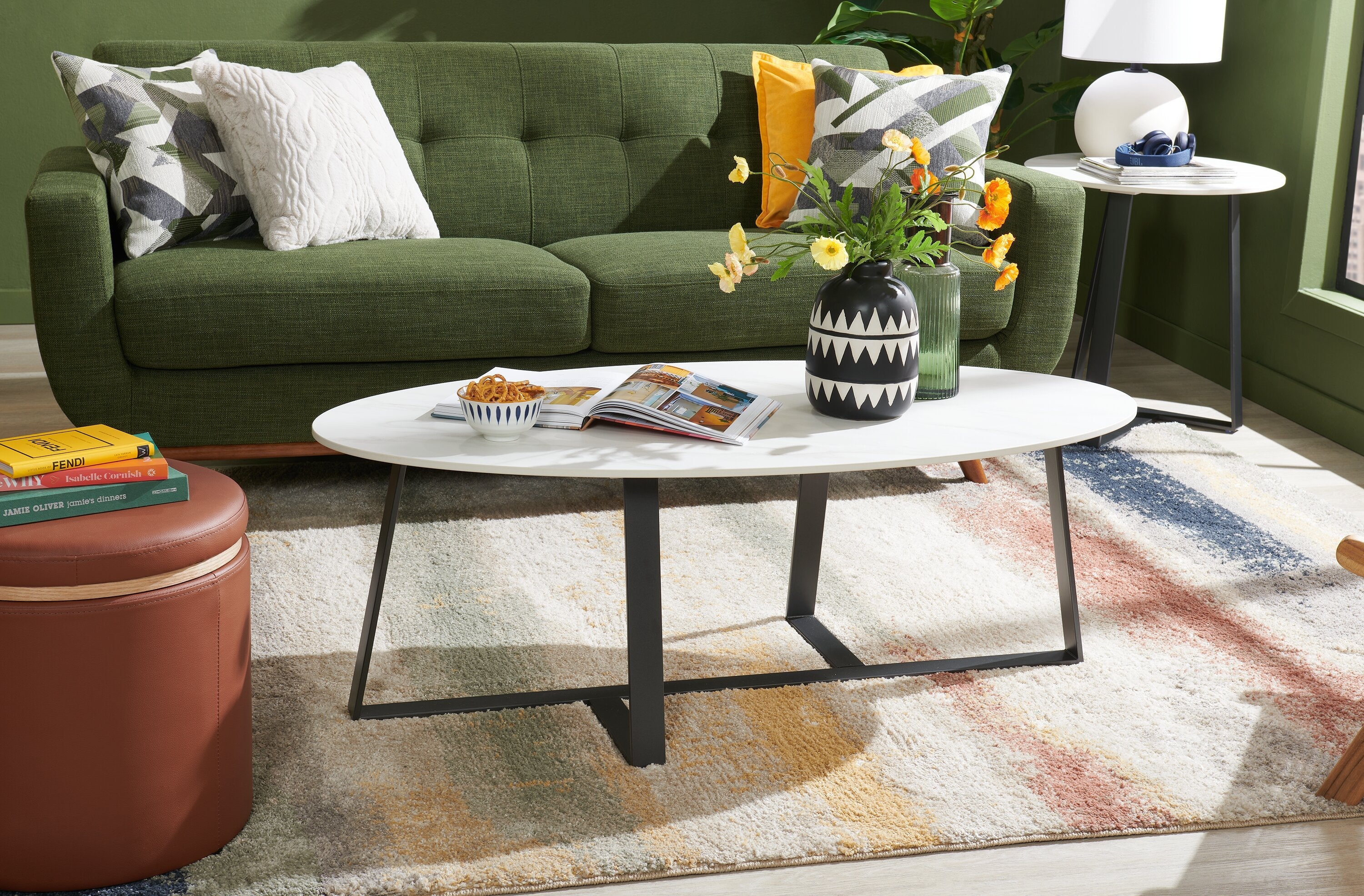 Kort & Co. Nico 51" Modern Oval Coffee Table - White Sinetered Stone with Dark Grey Metal Legs|Table à café ovale moderne Nico de Kort & Co. de 51 po - pierre frittée blanche avec pattes en métal gris foncé