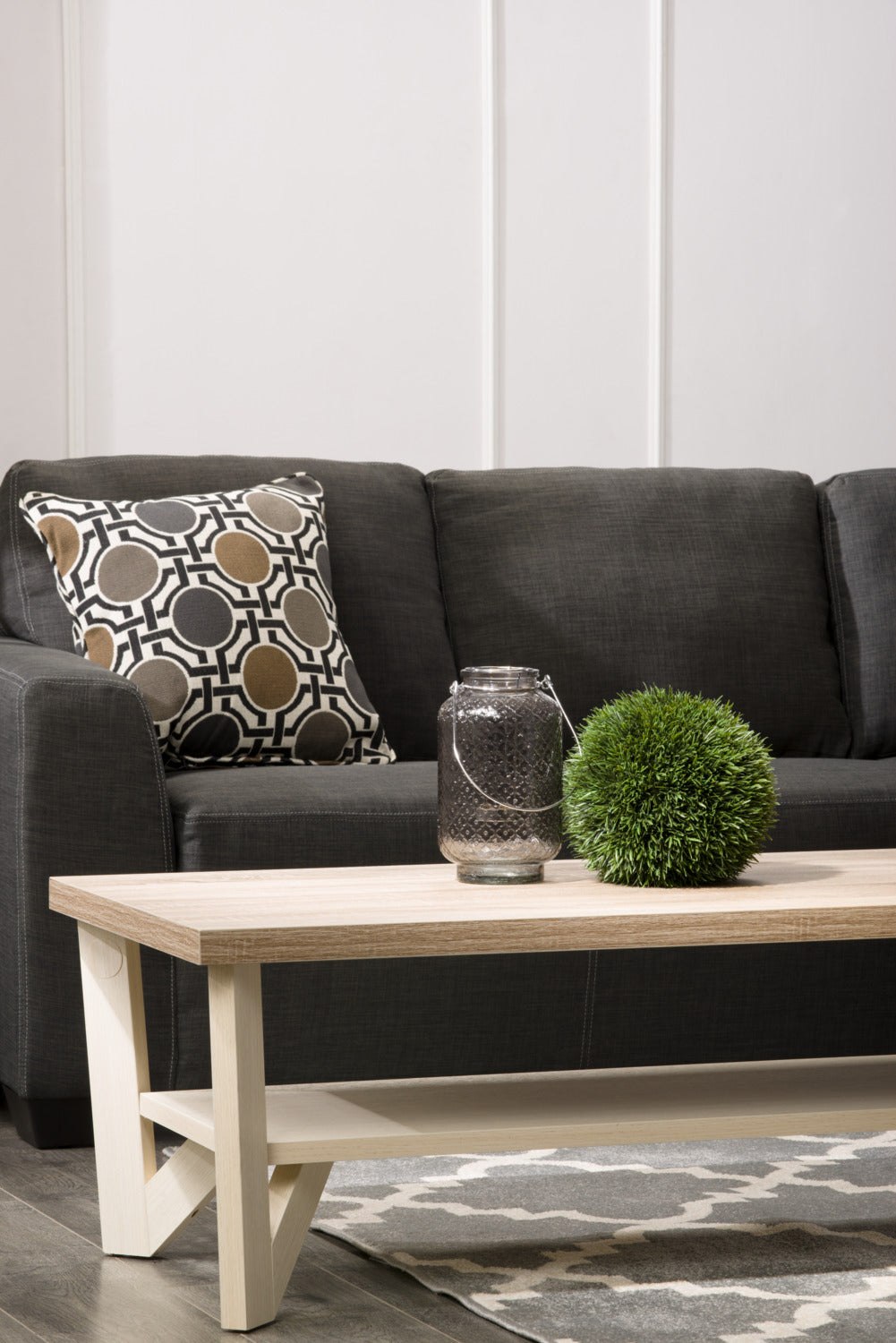 Arika 47.5" Modern 3-Pack Coffee + 2 End Tables with Shelf - Ivory |Ensemble 3 tables modernes Arika de 47,5 po (table à café et 2 tables de bout) avec tablette - ivoire