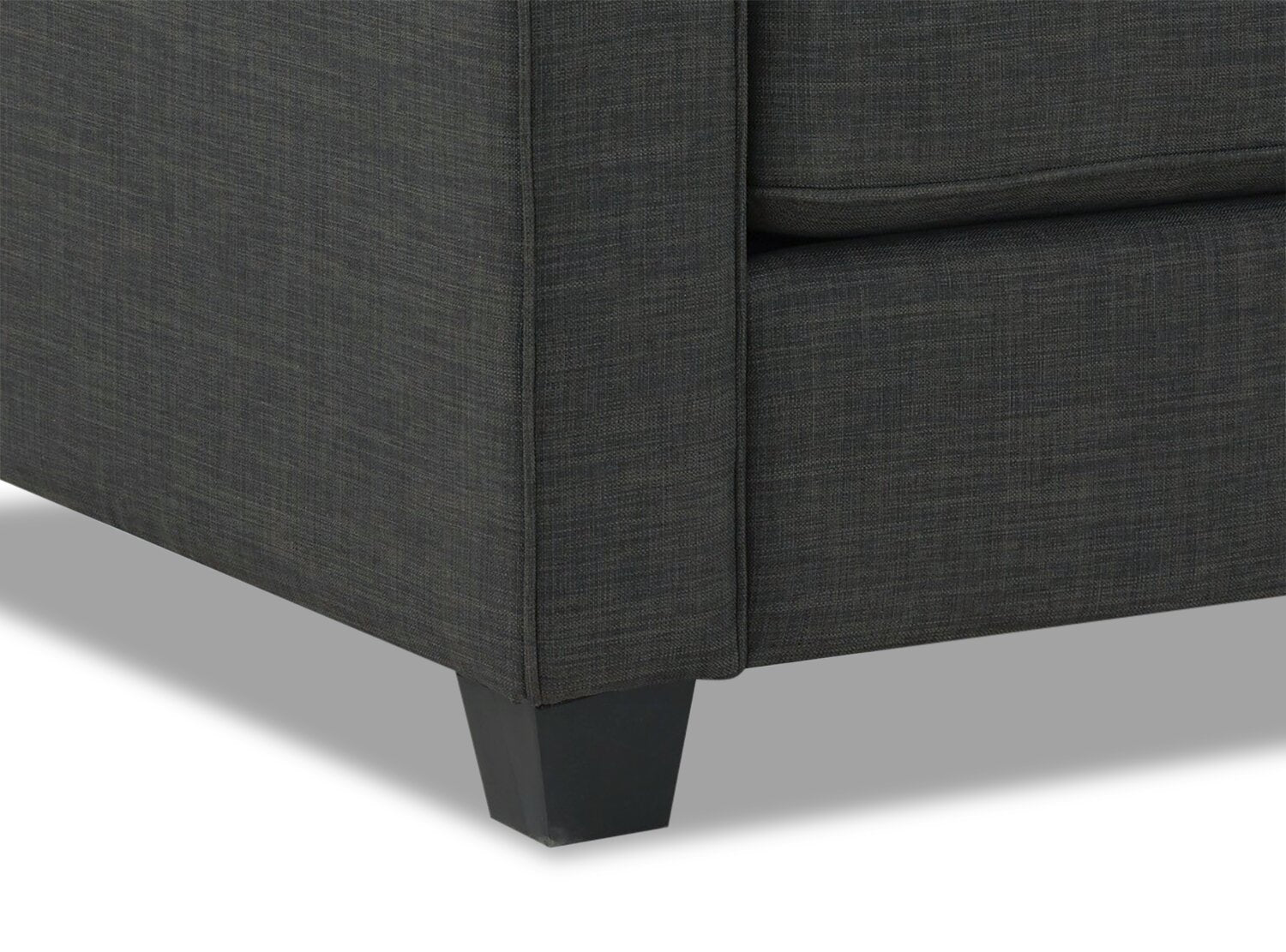 Made in Canada Sawyer 83" Linen-Look Fabric Sofa with Reversible Cushions and Accent Pillows - Charcoal Grey | Sofa Sawyer de 83 po fabriqué au Canada en tissu d’apparence lin avec coussins réversibles et coussins décoratifs - gris anthracite
