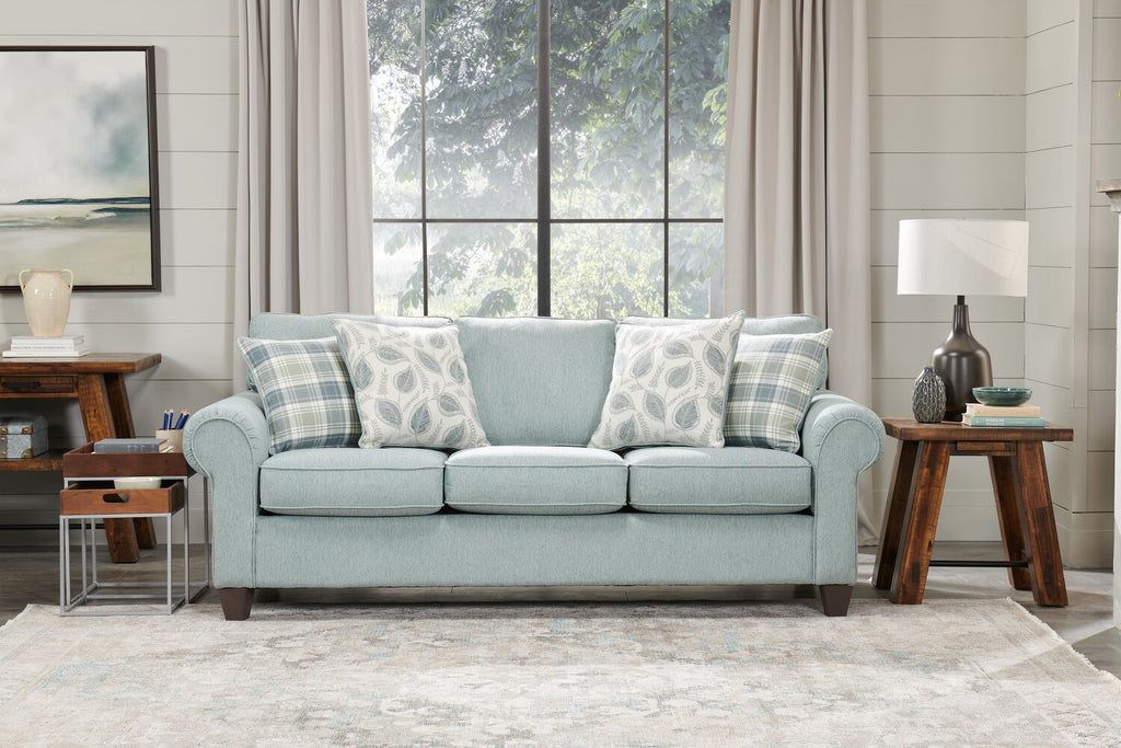 Made in Canada Scarlett 87" Chenille Fabric Sofa with Rolled Arms and Accent Pillows - Marine Blue | Sofa Scarlett de 87 po fabriqué au Canada en tissu de chenille avec accoudoirs enroulés et coussins décoratifs - bleu marine