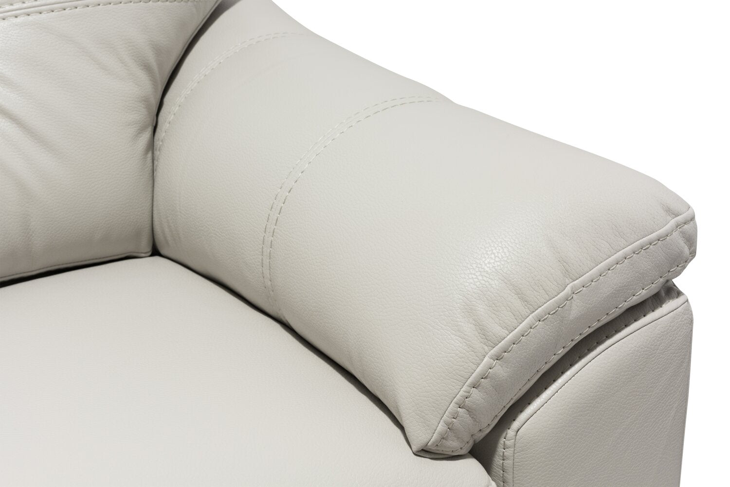 Made in Canada Addison 86" Leather-Look Fabric Sofa with Removable Seat Cushion and Tufting - Beige | Sofa Addison de 86 po fabriqué au Canada en tissu d’apparence cuir avec coussin de siège amovible et capitonnage - beige
