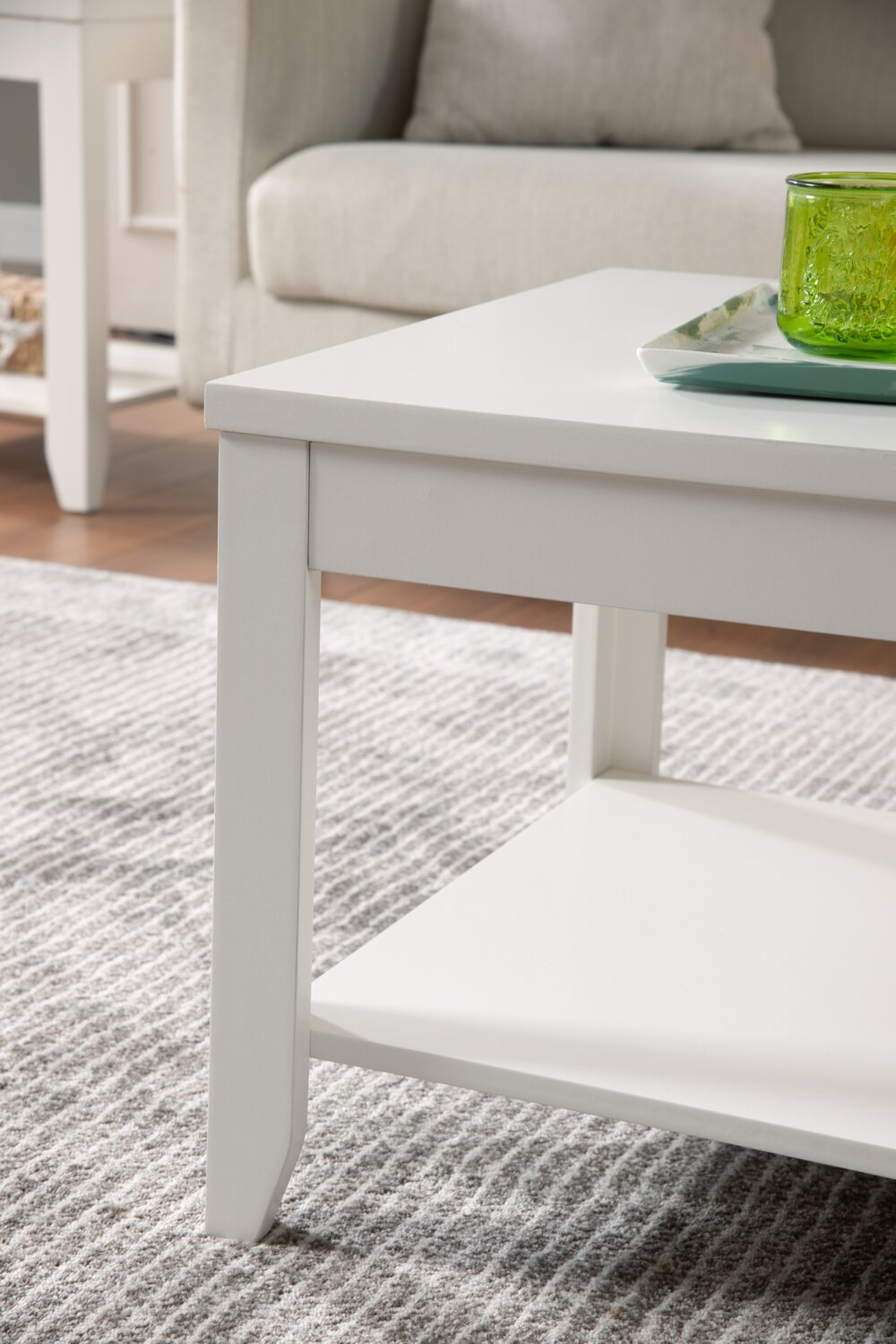 Aspen 47.3" Traditional 3-Pack Coffee + 2 End Tables - White | Ensemble 3 tables traditionnelles Aspen de 47,3 po (table à café et 2 tables de bout) - blanc