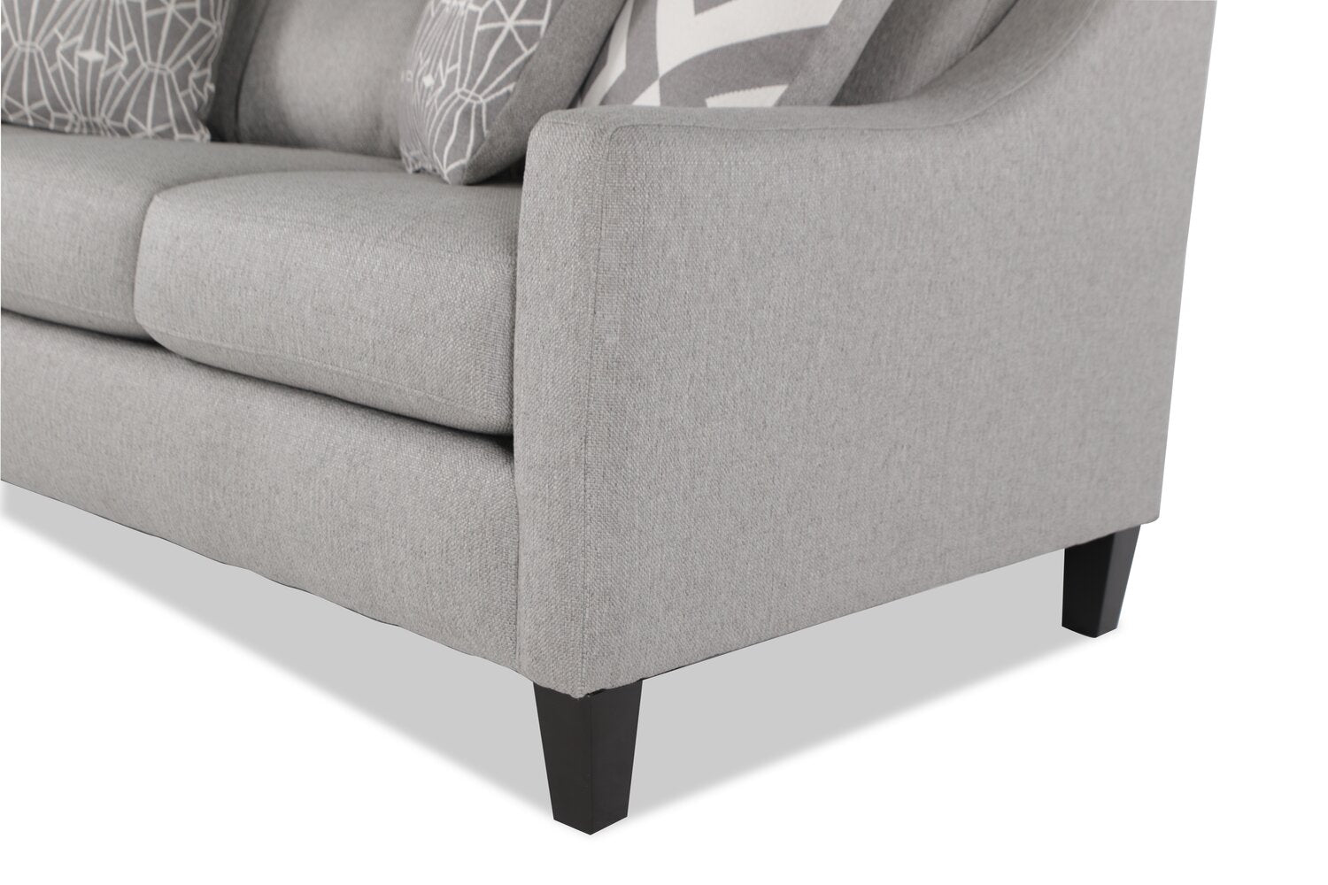 Made in Canada Cindy Crawford Home Kylie 78" Linen-Look Sofa with Wood Legs - Zeus Grey | Sofa Kylie de Cindy Crawford Home de 78 po fabriqué au Canada en tissu d’apparence lin avec pattes en bois - gris Zeus