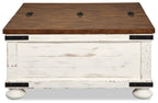 Benjy 36" Rustic Coffee Table Trunk with Storage - Two Tone Wood|Table à café coffre rustique Benjy de 36 po avec rangement - bois deux teintes