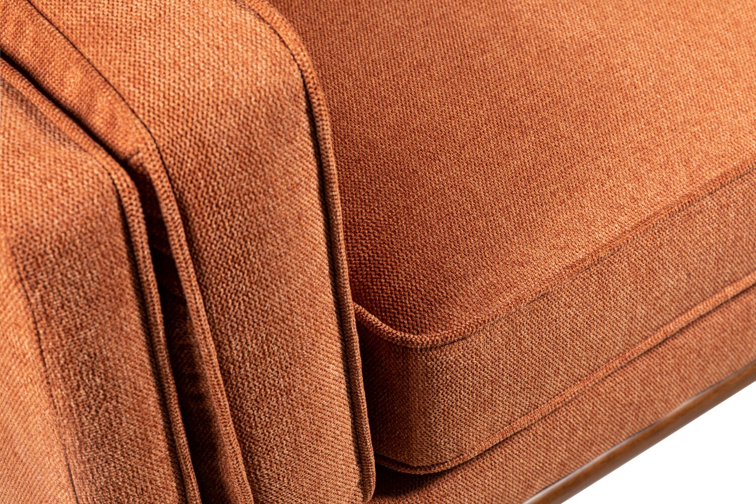 Kort & Co. Kassia 90.6" Linen-Look Fabric Sofa with Wood Base and Legs - Orange | Sofa Kassia de Kort & Co. de 90,6 po en tissu d’apparence lin avec base et pattes en bois - orange