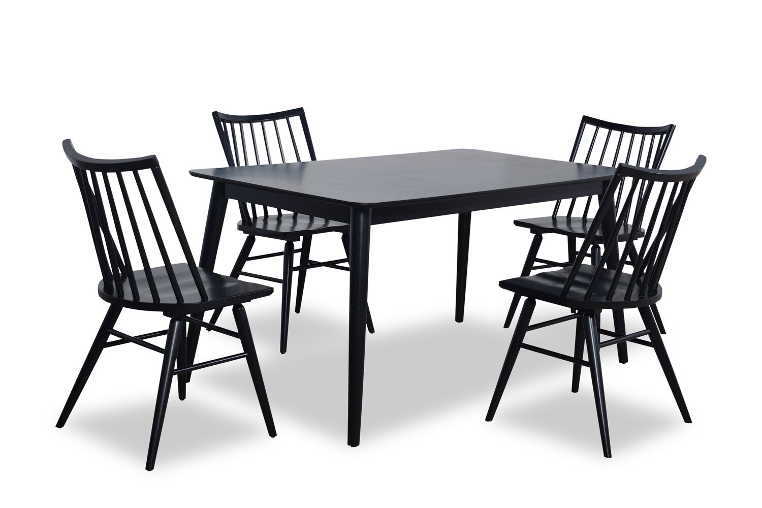 Astro Dining Chair with Curved Spindle-Back - Black | Chaise de salle à manger Astro avec dossier à barreaux en forme de fuseau courbé - noire