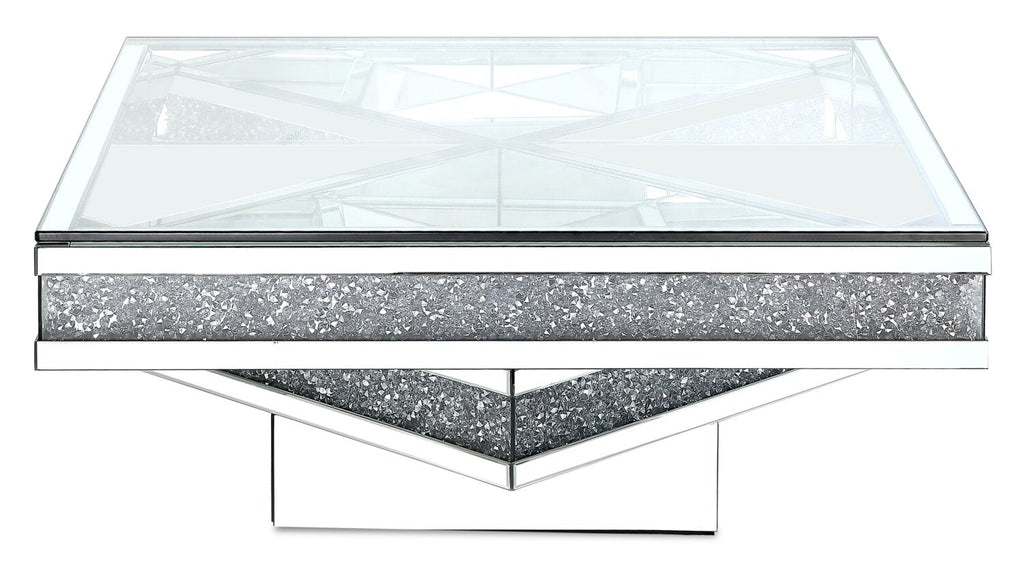 Rosie 39" Glam Mirror & Glass Top Coffee Table - Silver Metal with Diamond Look Legs|Table à café somptueuse Rosie de 39 po avec dessus en miroir et en verre - métal argenté avec pattes à apparence de diamant