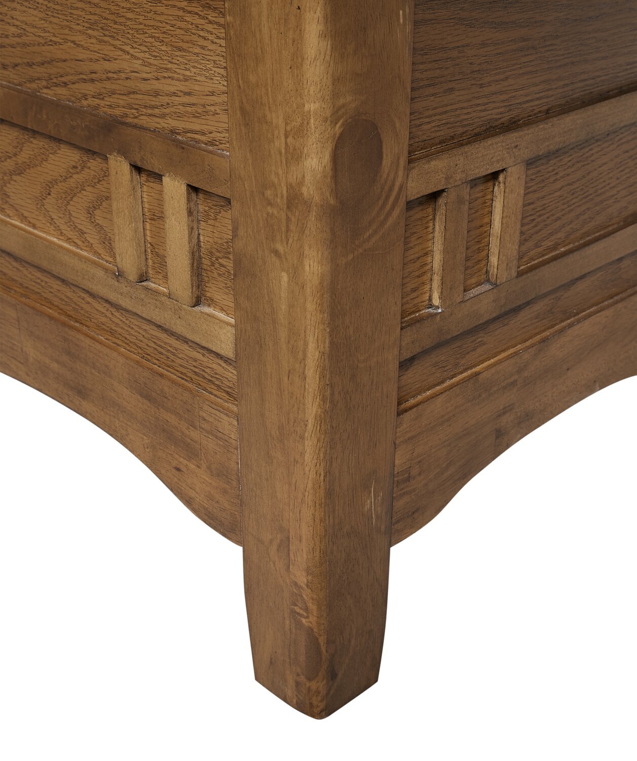 Dena Dining Table with 42-60"W Extension, Round  - Oak Brown | Table de salle à manger ronde Dena de 42 po à 60 po (L) avec rallonge - chêne brun