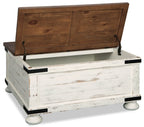 Benjy 36" Rustic Coffee Table Trunk with Storage - Two Tone Wood|Table à café coffre rustique Benjy de 36 po avec rangement - bois deux teintes
