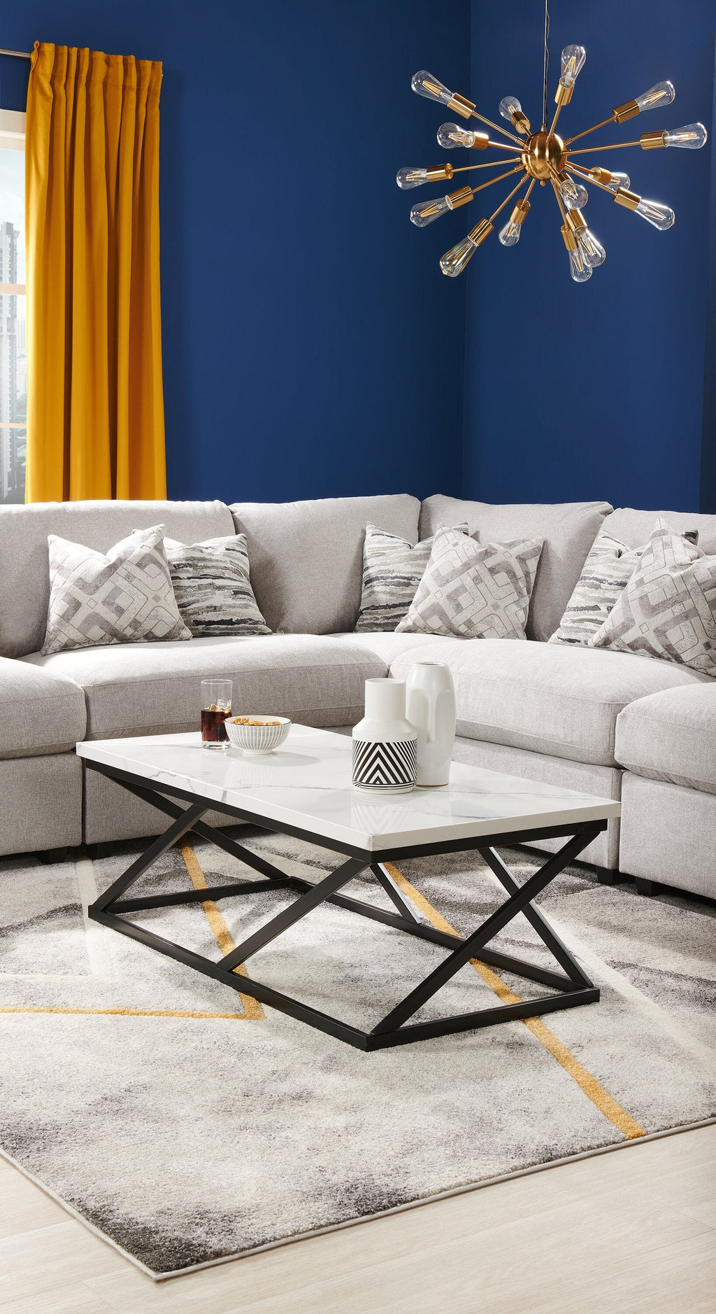 Verona 47.25" Modern Coffee Table - White Marble Look with Black Metal Base|Table à café moderne Verona de 47,25 po - imitation de marbre blanc avec base en métal noir