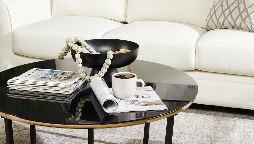 Xander 36" Modern Round Glass Top Coffee Table - Black and Gold with Metal Legs|Table à café ronde moderne Xander de 36 po avec dessus en verre - noire et dorée avec pattes en métal