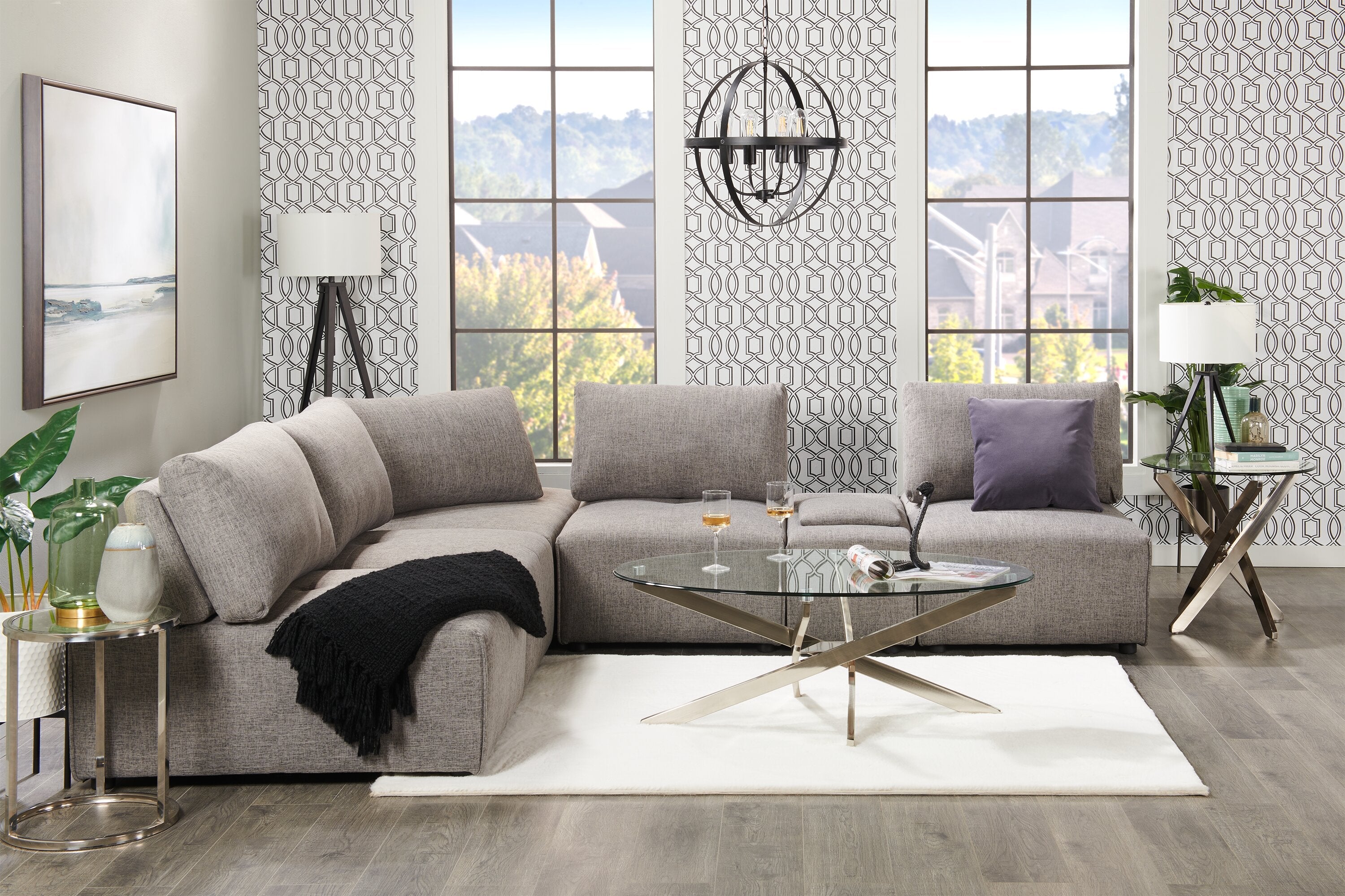 Zila 48" Modern Round Glass Top Coffee Table - Silver with Stainless Steel Base|Table à café ronde moderne Zila de 48 po avec dessus en verre - argentée avec base en acier inoxydable